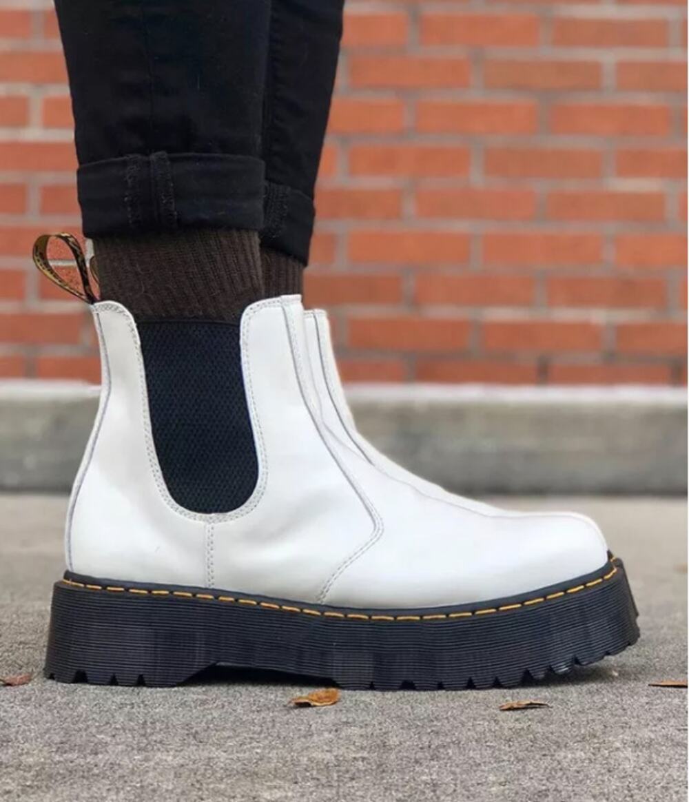 Dr. Martens 2976 Quad Platform Chelsea Boots Size 10 Women's/9 Men's